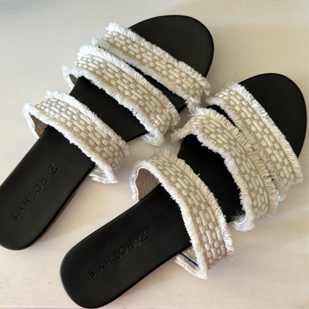 Gently used Rothy’s summer slides